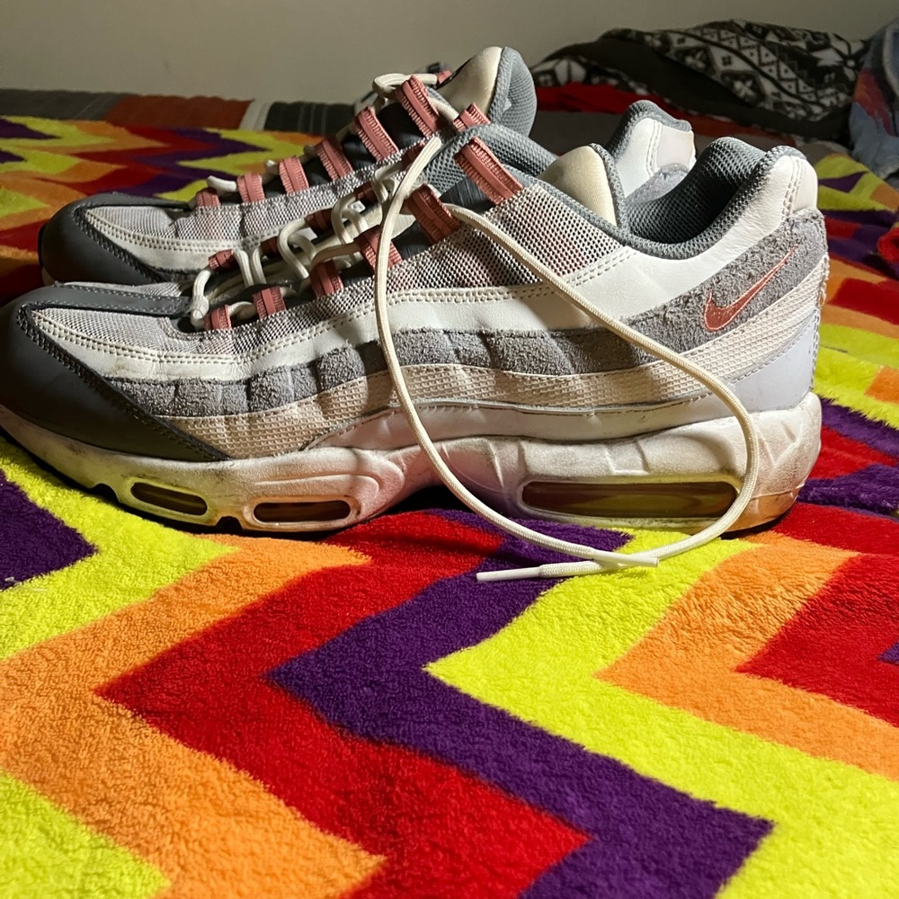 Size 13 Nike Air Max 95 stardust shoes DM0011-008 - Picture 6 of 14